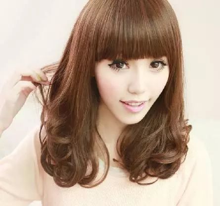 深巧克力发色适合皮肤（深巧克力发色适合皮肤白的人吗）,深巧克力发色适合皮肤（深巧克力发色适合皮肤白的人吗）,第3张