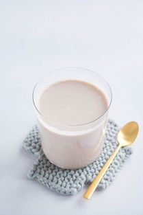 黑芝麻豆浆的做法与配料(黑芝麻打豆浆出色的卓越的优异的杰出的搭配),第2张 黑芝麻豆浆的做法与配料(黑芝麻打豆浆出色的卓越的优异的杰出的搭配),黑芝麻豆浆的做法与配料(黑芝麻打豆浆出色的卓越的优异的杰出的搭配),第2张