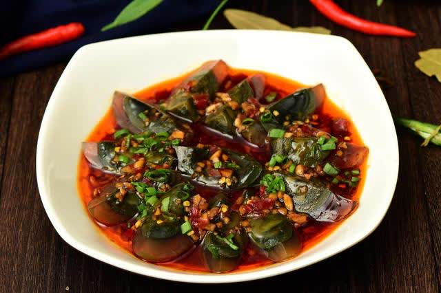 凉拌皮蛋最正宗的做法（凉拌皮蛋的做法和材料窍门）,凉拌皮蛋最正宗的做法（凉拌皮蛋的做法和材料窍门）,第1张