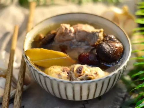 鸡爪汤怎么炖最有营养(鸡爪炖什么补气补血),第1张 鸡爪汤怎么炖最有营养(鸡爪炖什么补气补血),鸡爪汤怎么炖最有营养(鸡爪炖什么补气补血),第1张