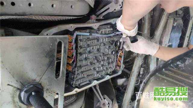 最简单的三角粽子包法(最简单的三角粽子包法慢动作),第1张 最简单的三角粽子包法(最简单的三角粽子包法慢动作),最简单的三角粽子包法(最简单的三角粽子包法慢动作),第1张