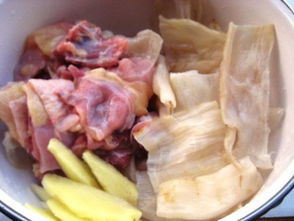 花胶鸡汤的做法(避风塘花胶鸡汤的做法),第2张 花胶鸡汤的做法(避风塘花胶鸡汤的做法),花胶鸡汤的做法(避风塘花胶鸡汤的做法),第2张