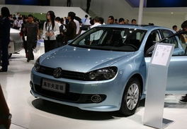 高尔夫蓝驱版（高尔夫蓝驱版二手）,高尔夫蓝驱版（高尔夫蓝驱版二手）,第1张