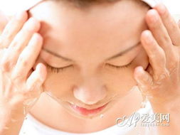 用盐水洗脸(用盐水洗脸有什么作用和功效),第2张 用盐水洗脸(用盐水洗脸有什么作用和功效),用盐水洗脸(用盐水洗脸有什么作用和功效),第2张