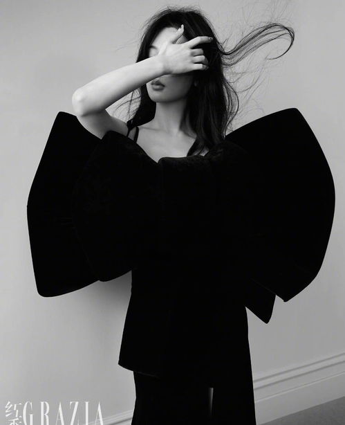 黑色衣服褪色把皮肤染的黑黑de（黑衣服掉色把皮肤都染黑了）,黑色衣服褪色把皮肤染的黑黑de（黑衣服掉色把皮肤都染黑了）,第1张