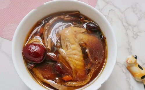 香菇鸡汤的做法(虫草花香菇鸡汤的做法),第2张 香菇鸡汤的做法(虫草花香菇鸡汤的做法),香菇鸡汤的做法(虫草花香菇鸡汤的做法),第2张