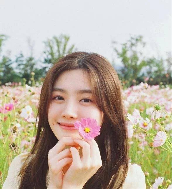 北京车展车模视频(北京车展靠前车模),第1张 北京车展车模视频(北京车展靠前车模),北京车展车模视频(北京车展靠前车模),第1张