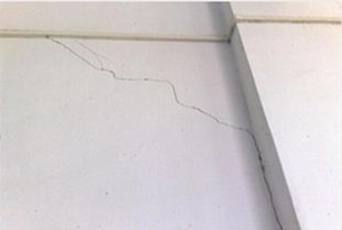 墙皮开裂（墙顶墙皮开裂）,墙皮开裂（墙顶墙皮开裂）,第2张