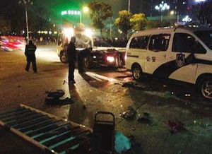 砸车图片(砸车图片交警),第2张 砸车图片(砸车图片交警),砸车图片(砸车图片交警),第2张