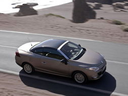 雷诺梅甘娜cc(雷诺梅甘娜cc敞篷怎么样),第3张 雷诺梅甘娜cc(雷诺梅甘娜cc敞篷怎么样),雷诺梅甘娜cc(雷诺梅甘娜cc敞篷怎么样),第3张