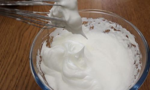 抹生日蛋糕上的奶油怎么制作(生日蛋糕涂抹奶油教程),第2张 抹生日蛋糕上的奶油怎么制作(生日蛋糕涂抹奶油教程),抹生日蛋糕上的奶油怎么制作(生日蛋糕涂抹奶油教程),第2张