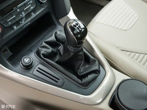 福特福克斯三厢(福特福克斯三厢手动挡),第1张 福特福克斯三厢(福特福克斯三厢手动挡),福特福克斯三厢(福特福克斯三厢手动挡),第1张