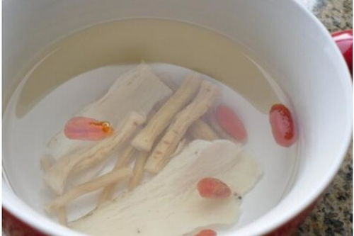 何首乌泡水喝的功效(黄芪何首乌泡水喝的功效),第3张 何首乌泡水喝的功效(黄芪何首乌泡水喝的功效),何首乌泡水喝的功效(黄芪何首乌泡水喝的功效),第3张