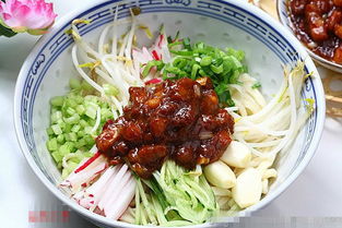 炸酱面的炸酱的做法(家常炸酱面的炸酱做法步骤),第3张 炸酱面的炸酱的做法(家常炸酱面的炸酱做法步骤),炸酱面的炸酱的做法(家常炸酱面的炸酱做法步骤),第3张