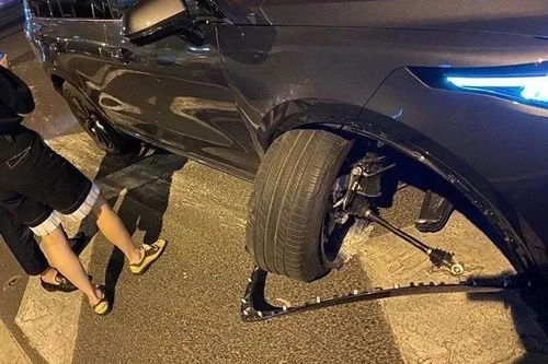 特斯拉召回870辆ModelX（特斯拉召回870辆model）,特斯拉召回870辆ModelX（特斯拉召回870辆model）,第2张