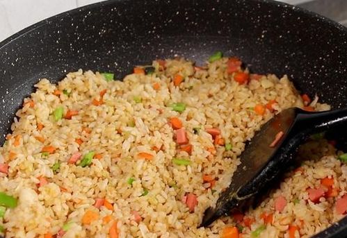 阳春面的做法步骤（阳春面的做法及配料窍门）,阳春面的做法步骤（阳春面的做法及配料窍门）,第2张