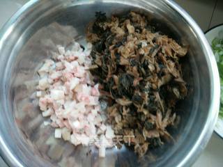 梅干菜包子(梅干菜包子的做法),第1张 梅干菜包子(梅干菜包子的做法),梅干菜包子(梅干菜包子的做法),第1张