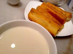 办公楼装潢:享受舒适无声的楼梯体验,第2张 办公楼装潢:享受舒适无声的楼梯体验,办公楼装潢:享受舒适无声的楼梯体验,第2张