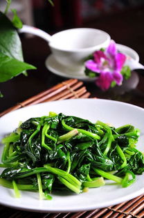 菠菜不能与什么同吃(吃菠菜的5大忌),第1张 菠菜不能与什么同吃(吃菠菜的5大忌),菠菜不能与什么同吃(吃菠菜的5大忌),第1张
