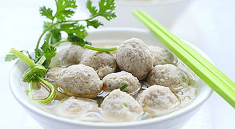 油炸猪肉丸子的做法及配方(怎样做肉丸子好吃又松软),第2张 油炸猪肉丸子的做法及配方(怎样做肉丸子好吃又松软),油炸猪肉丸子的做法及配方(怎样做肉丸子好吃又松软),第2张