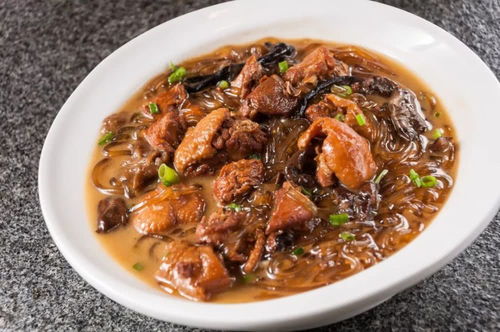 东北小鸡炖蘑菇粉条(小鸡炖蘑菇和粉条怎么做),第1张 东北小鸡炖蘑菇粉条(小鸡炖蘑菇和粉条怎么做),东北小鸡炖蘑菇粉条(小鸡炖蘑菇和粉条怎么做),第1张