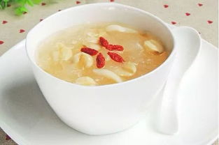 银耳莲子汤的做法和功效(银耳莲子汤的功效有哪些?),第3张 银耳莲子汤的做法和功效(银耳莲子汤的功效有哪些?),银耳莲子汤的做法和功效(银耳莲子汤的功效有哪些?),第3张