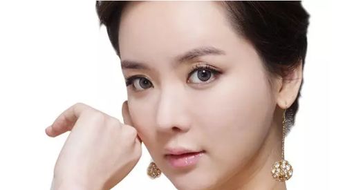 奇瑞风云4（奇瑞风云4s店）,奇瑞风云4（奇瑞风云4s店）,第1张