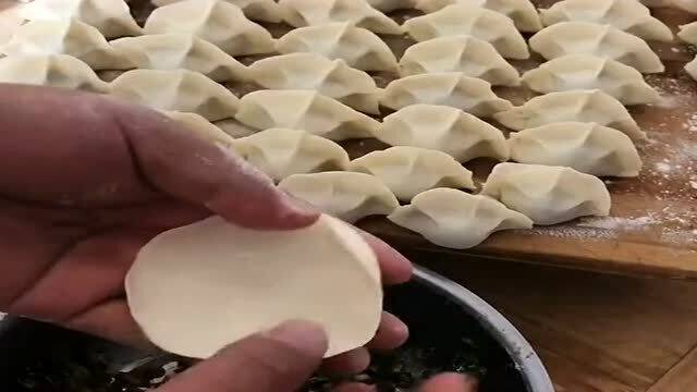 饺子最简单的包法图解（饺子最简单的包法图解 简单易学）,饺子最简单的包法图解（饺子最简单的包法图解 简单易学）,第3张