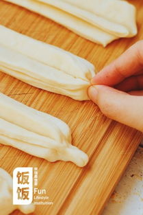 在家炸油条的做法(在家做炸油条咋做好吃窍门),第2张 在家炸油条的做法(在家做炸油条咋做好吃窍门),在家炸油条的做法(在家做炸油条咋做好吃窍门),第2张