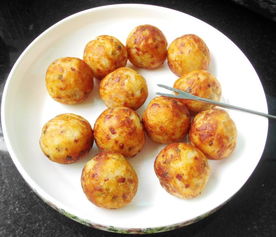 油炸猪肉丸子的做法及配方(怎样做肉丸子好吃又松软),第1张 油炸猪肉丸子的做法及配方(怎样做肉丸子好吃又松软),油炸猪肉丸子的做法及配方(怎样做肉丸子好吃又松软),第1张